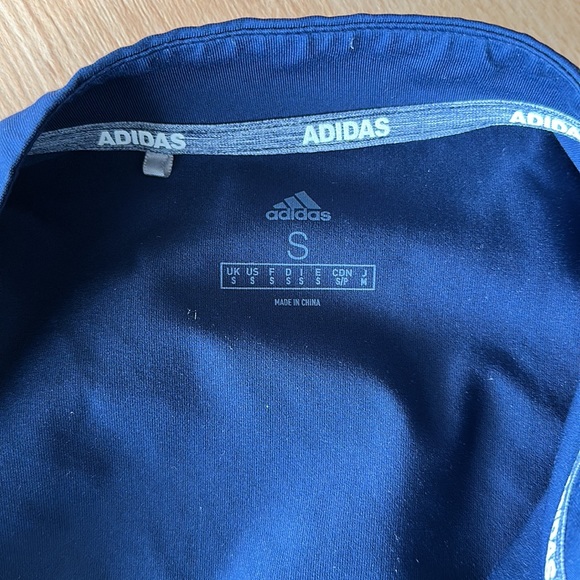 Small adidas golf dress with shorts - Picture 6 of 9